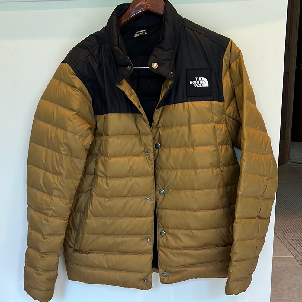 The North Face Men's Black and Tan Puffer Jacket